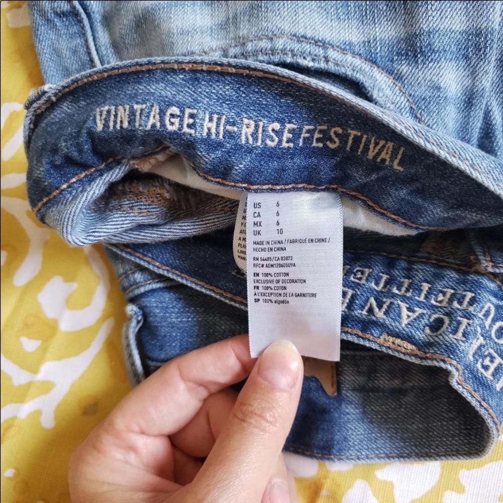 American Eagle Hi Rise Shorts